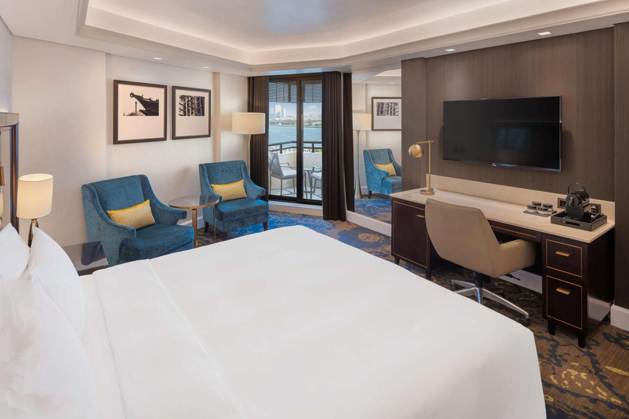 فندق فندق راديسون بلو, خور ديرة دبي المظهر الخارجي الصورة